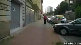 ‫رغبات بهيمية: فتيات المزرعة يمارسن الجنس مع الوحوش