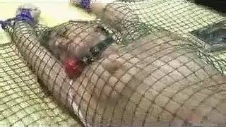 حلق ساره العميق وبلع السائل المنوي