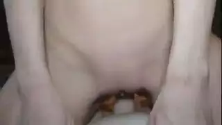 فتاة منحرفة تتنكر كعرابها لتصوير بورن إكس إكس إكس منزلي