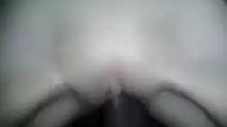 جارة ناضجة تمارس الجنس بقوة في شريط جنسي منزلي