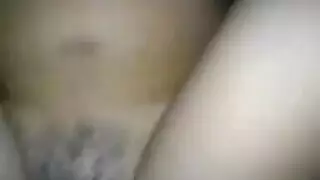 الهندية تشتهي مص قضبان عرقية مختلفة في علاقة جماعية