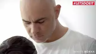 الثدي سيليكون