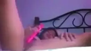 فتاة hot ت deep throat قضيب غريب بلسانها