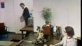 تجميعية إباحية: السمراوات ضخمات الصدر تئن على القضيب