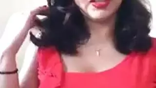 عاهرة مصرية تقايض فاتورة التليفون بجنس ساخن