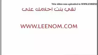 رقصة مثيرة لفتاة مصرية ممتلئة تتحول إلى جماع عنيف