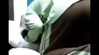 لقاء شرس: فتى مصري وسيم يمارس الجنس بقوة مع جارته الناضجة المستعدة