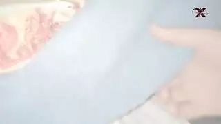 خيال قذف داخلي مع امرأة عارية نائمة