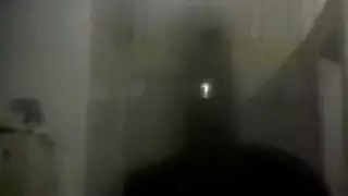 سارة جي تتعرض لهيمنة عاشق عنيف ومتشوق