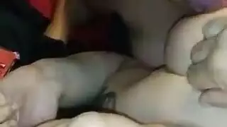 لقاء سحاقي صريح بين أشقاء عربيين