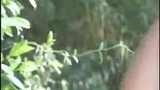 مضاجعة على ضوء الشموع مع ثالوث من ذوي البشرة الداكنة