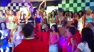 أشرطة الفيديو بانفجار الوقت