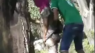 ٩ كاميرا خفية في المنزل تسجل مص قضيب في الفناء