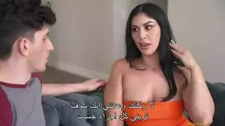 زوجة الأب الناضجة تمتلئ فرجها من قبل ابن زوجها