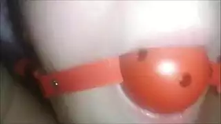 لعبة ذاتية خشنة: فتاة مصرية تضرب فرجها وتصرخ من اللذة