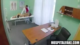 بورنو عكسي خبير مع هزات عنيفة