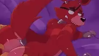 استحمام اللسان على وجه حلو