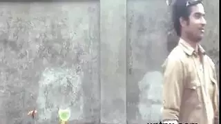 فتيات صغيرات يمارسن الشرج في فيلم سحاقي مشعر