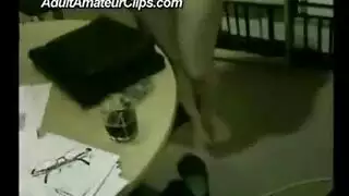 مراهقة ساذجة تتعلم عن الجنس الشرجي الخشن