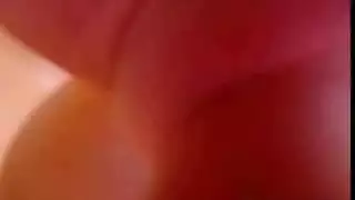 مداعبة خطيرة في العلن: تحرش شرجي في الحافلة