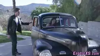 فتاة صغيرة شرج عميف