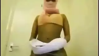 إثارة حجاب إكس إكس إكس: الفتاة الصومالية تكشف كل شيء