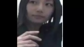 بورن سمراء موشومة: شاب مفلس يستمني بخشونة