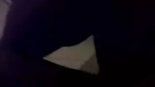 فتاة الشاطئ تحصل على علاج لحروق الشمس بالاختراق المزدوج