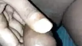 إباحية مطبوعة: طالبة تصنع لعبة جنسية لجولة فردية جامحة