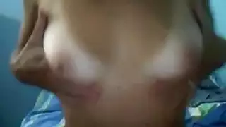 مراهقة تركية بريئة تتوق لجماع شرجي قاسٍ