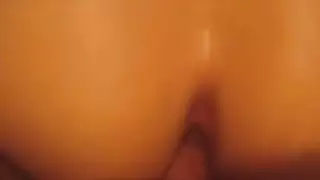 سولماز في علبة جماعية: جنس شرجي صعب ومكثف