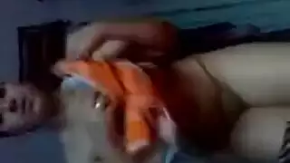 خيال الاستمناء في الحمام: فيديو إباحي عزف منفرد وقح لفوفا