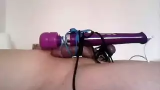 حركة هيمنة وخضوع متطرفة للرجال المخضرمين