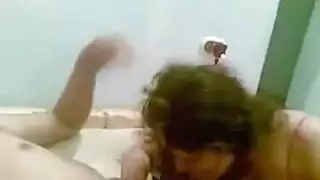 أفلام جنسية مصرية: مص للقضيب و نيك في الطيز