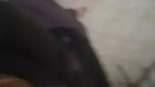 شاب عربي يعرض قضيبه الصلب