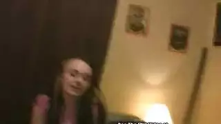 ثقوب كارينا كبور الضيقة تُدمر بقضيب كبير