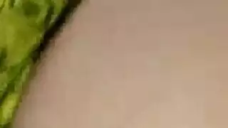 جماع جماعي في الأماكن العامة مع ممثلات إباحية أكبر سناً