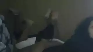 حركة قضيب صناعي صعبة مع عاهرات ونساء ناضجات