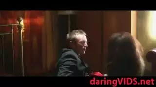 أفلام نيك حلقي لسمراء مع حركات لعبة متحركة مجنونة