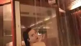 قريب مبلل الهرة الطبيعية