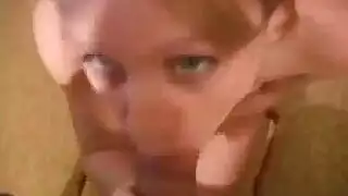 عنيف جامد اخته