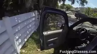 ابن عمي سخيف بينما ابن عمي يلعب ps4