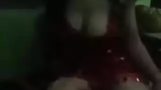 طلب صريح: عاهرة مغربية تحتاج لقضيب كبير