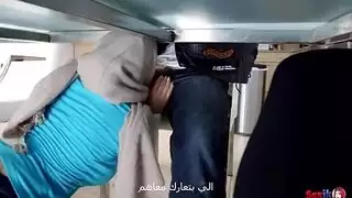 ليلة مايا خليفة الجامحة: إيلاج مزدوج مع ناضجة ومراهقة