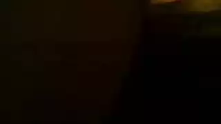 عربية ذات مؤخرة ممتلئة تأخذه بعمق من الخلف