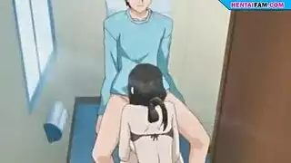 حفلة هنتاي جنسية: حركة مثيرة في الحمام مع الأم