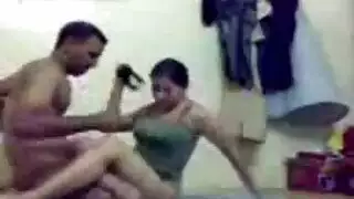 نيك شرجي خفي: ابنة العم في فيلم بورنو عراقي سري