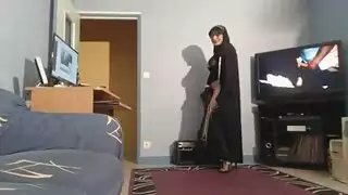 عرض محجبة خاص: تعري صريح وتصوير سري
