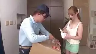 أثاث طبيعية كبيرة مع حلمات حساسة مستعدة للقذف