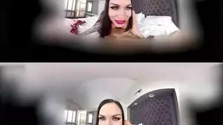 مشهد إباحي بالواقع الافتراضي: كارمن الفاجرة تنزل من أجل زب قاسٍ